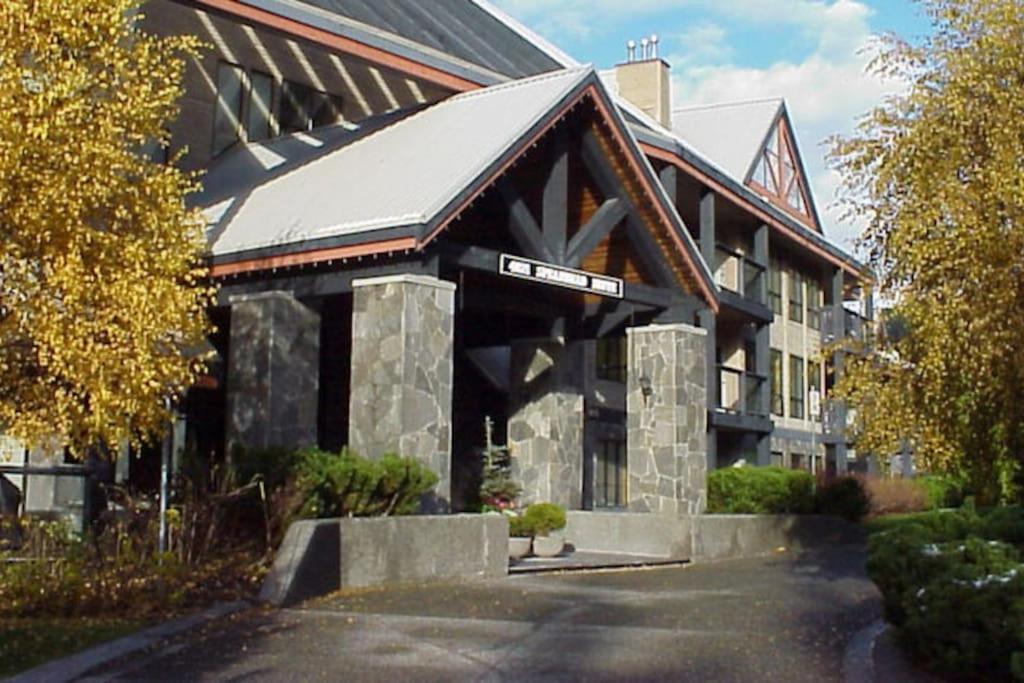 Powderhorn By Whistler Blackcomb Vacation Rentals ภายนอก รูปภาพ