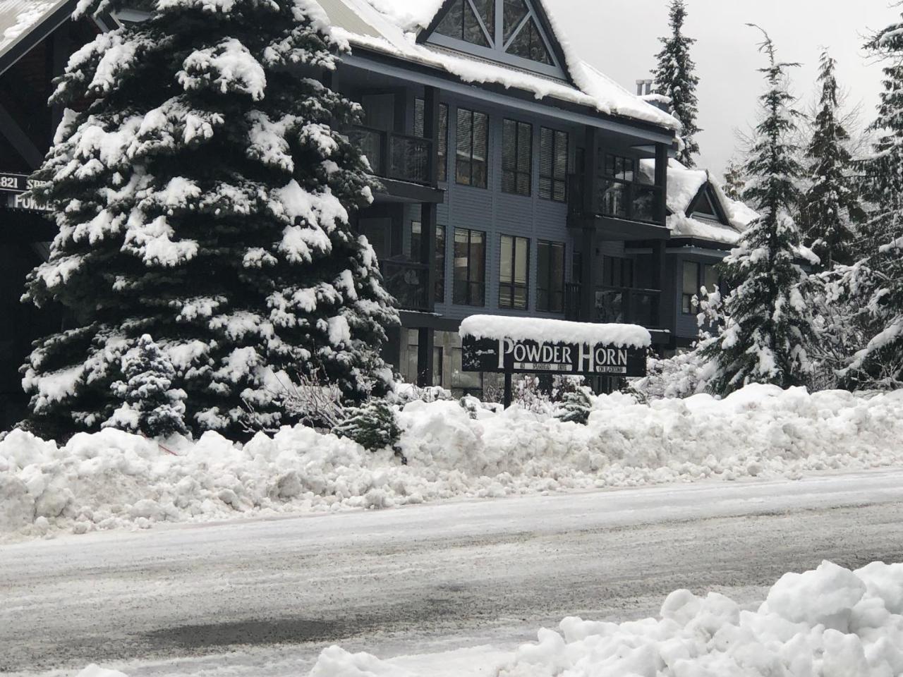 Powderhorn By Whistler Blackcomb Vacation Rentals ภายนอก รูปภาพ